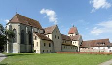 Fotograf: Hilarmont, wikimedia commons Münster St. Maria und Markus in Reichenau-Mittelzell. Gesamtansi